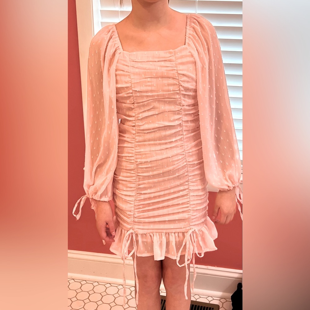 Stunning, size 10, girls party dress-light pink